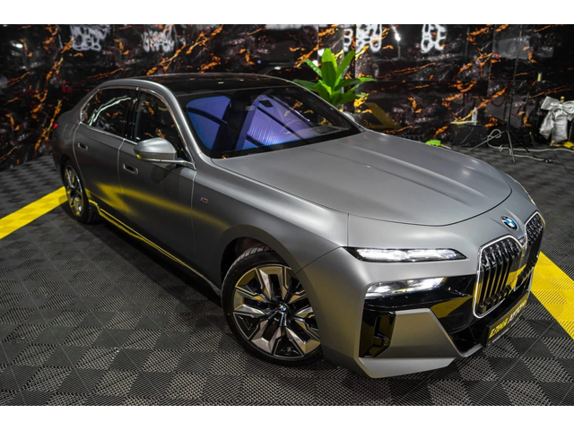 BMW 740 D XDRIVE LONG M SPORT ПАНО B&W ЛИЗИНГ 100% - автомобили, коли, обяви за нови и употребявани 1