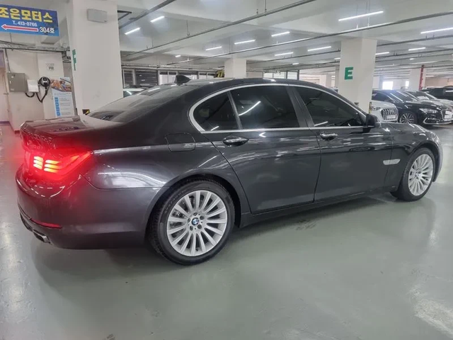 BMW 740 d xDrive - автомобили, коли, обяви за нови и употребявани 1