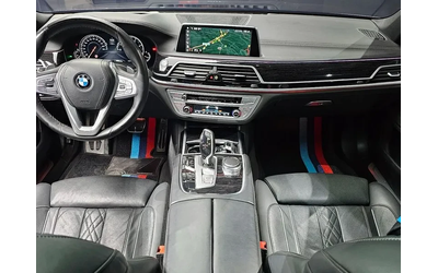 BMW 740 D xDrive M Sports - автомобили, коли, обяви за нови и употребявани 6