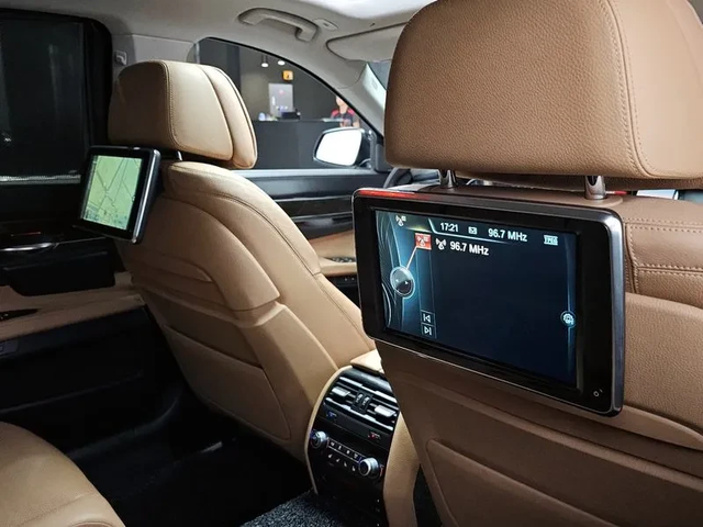 BMW 740 Li - автомобили, коли, обяви за нови и употребявани 16