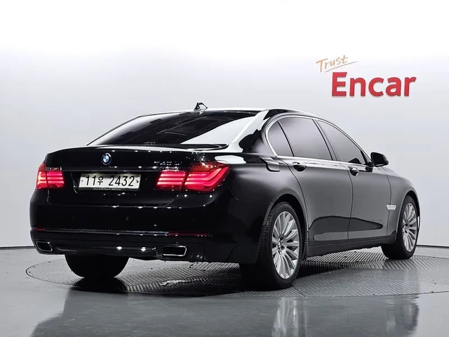 BMW 740 Li - автомобили, коли, обяви за нови и употребявани 1