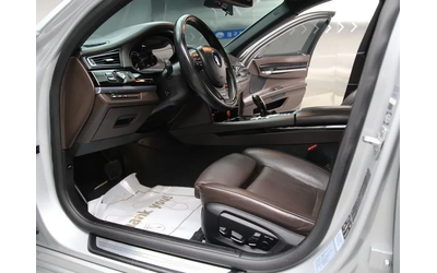 BMW 740 D xDrive Individual - автомобили, коли, обяви за нови и употребявани 10