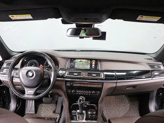 BMW 740 Li Individual - автомобили, коли, обяви за нови и употребявани 12