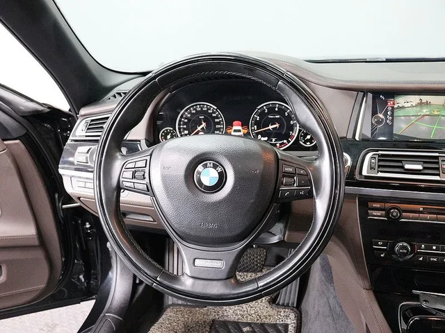 BMW 740 Li Individual - автомобили, коли, обяви за нови и употребявани 13