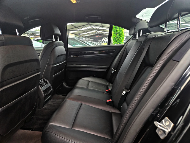 BMW 740 ! XD/FACE/GERMANY/DISTR/HEAD UP/ВАКУУМ/CAMERA/ПОД - автомобили, коли, обяви за нови и употребявани 15