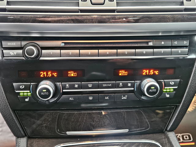 BMW 740 ! XD/FACE/GERMANY/DISTR/HEAD UP/ВАКУУМ/CAMERA/ПОД - автомобили, коли, обяви за нови и употребявани 9