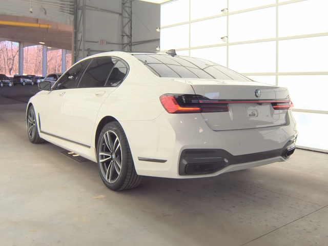 BMW 740 M* SPORT* XDRIVE* ОБДУХВАНЕ* 360КАМЕРА* LANE* ASSI - автомобили, коли, обяви за нови и употребявани 3