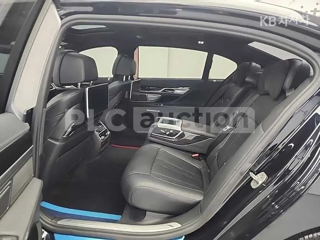 BMW 740 LONG* МАСАЖ* ОБДУХ* TV* HEAD-UP* 360* КРАЙНА ЦЕНА - автомобили, коли, обяви за нови и употребявани 12