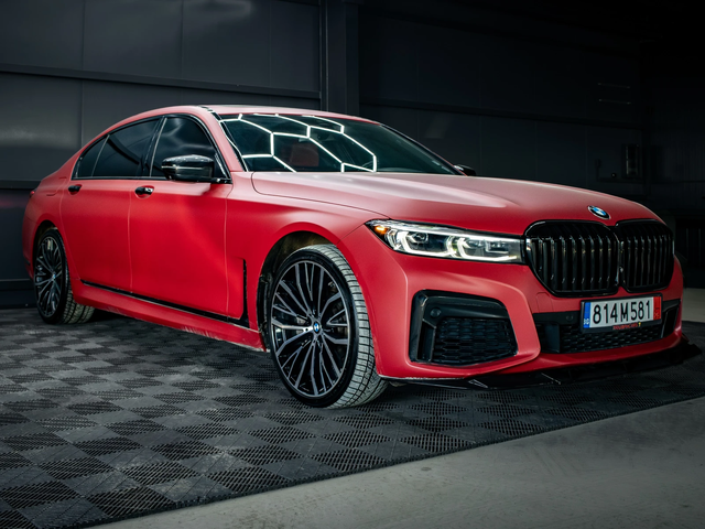 BMW 740 i* Carbon Core* ПЪЛЕН M ПАКЕТ* МАСАЖИ* ОБДУХВАНЕ* - автомобили, коли, обяви за нови и употребявани 1