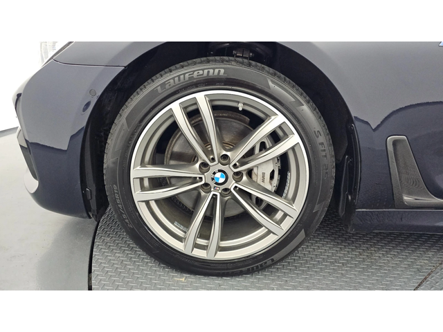 BMW 740 * ДИСТРОНИК * 360 * МАСАЖИ * HUD * АМБИЕНТНО - автомобили, коли, обяви за нови и употребявани 4