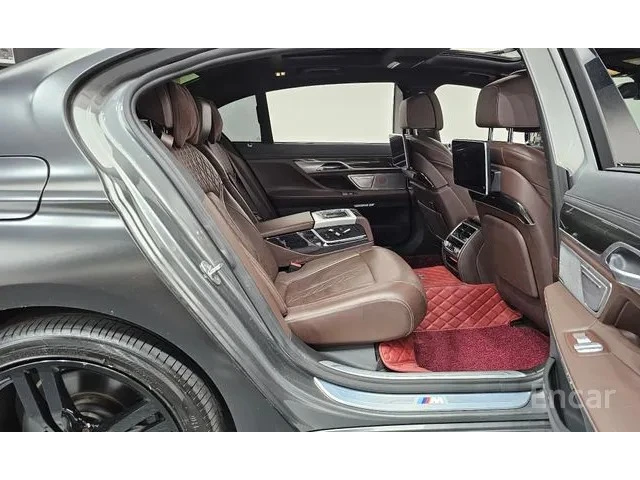 BMW 740 * ТЕЛЕВИЗОРИ * ДИСТРОНИК * МАСАЖИ * B&W * АВТОКРЕД - автомобили, коли, обяви за нови и употребявани 9