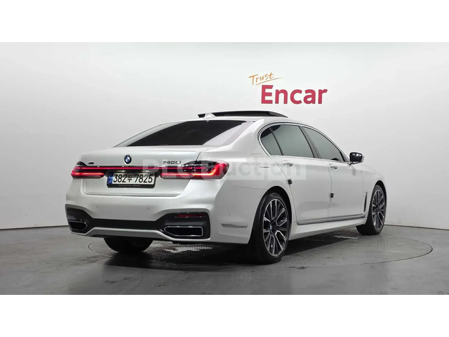 BMW 740 Li * IDIVIDUAL* МАСАЖ* ЛАЗЕР* ОБДУХВАНЕ* FULL* - автомобили, коли, обяви за нови и употребявани 3