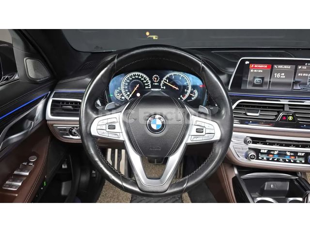 BMW 740 D* Long* HeadUp* Digital Key* 360* Pano* Keyless - автомобили, коли, обяви за нови и употребявани 11