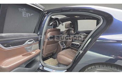 BMW 740 D* Long* HeadUp* Digital Key* 360* Pano* Keyless - автомобили, коли, обяви за нови и употребявани 12