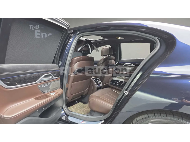 BMW 740 D* Long* HeadUp* Digital Key* 360* Pano* Keyless - автомобили, коли, обяви за нови и употребявани 12