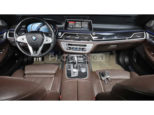 BMW 740 D* Long* HeadUp* Digital Key* 360* Pano* Keyless - автомобили, коли, обяви за нови и употребявани 7