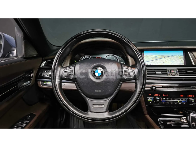 BMW 740 * Хед-ъп * 360 Камери * Обдухване * - автомобили, коли, обяви за нови и употребявани 10
