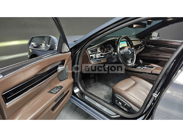BMW 740 * Хед-ъп * 360 Камери * Обдухване * - автомобили, коли, обяви за нови и употребявани 8