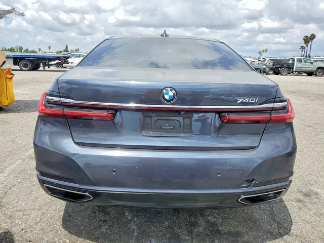 BMW 740 Li| DISTRONIC| LASER| HUD| HARMAN| MASSAGE - автомобили, коли, обяви за нови и употребявани 4