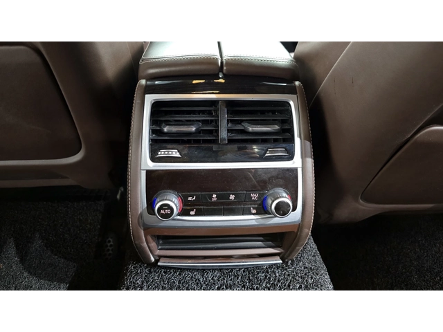 BMW 740 M-PK* 8ZF* SOFT-CLOSE* ОБДУХ* МАСАЖ* HEAD-UP* 360* - автомобили, коли, обяви за нови и употребявани 16