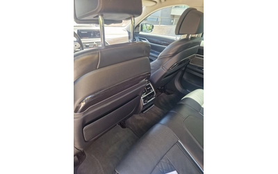 BMW 740 4.4 - автомобили, коли, обяви за нови и употребявани 9