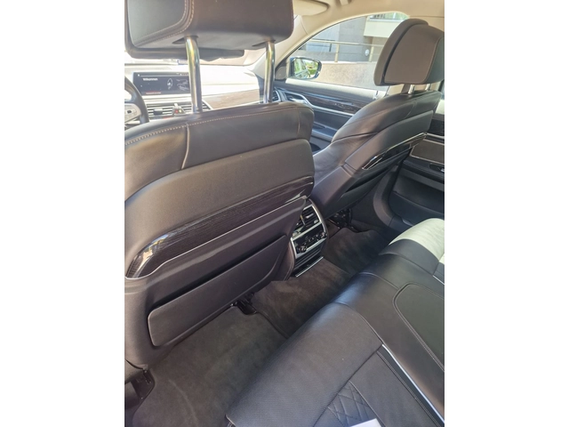 BMW 740 4.4 - автомобили, коли, обяви за нови и употребявани 9