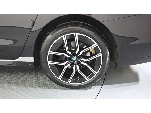 BMW 700 M SPORT* XDRIVE - автомобили, коли, обяви за нови и употребявани 13