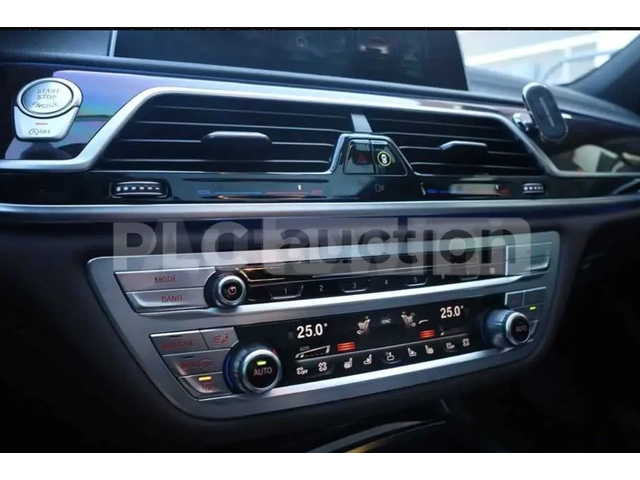 BMW 740 - автомобили, коли, обяви за нови и употребявани 15
