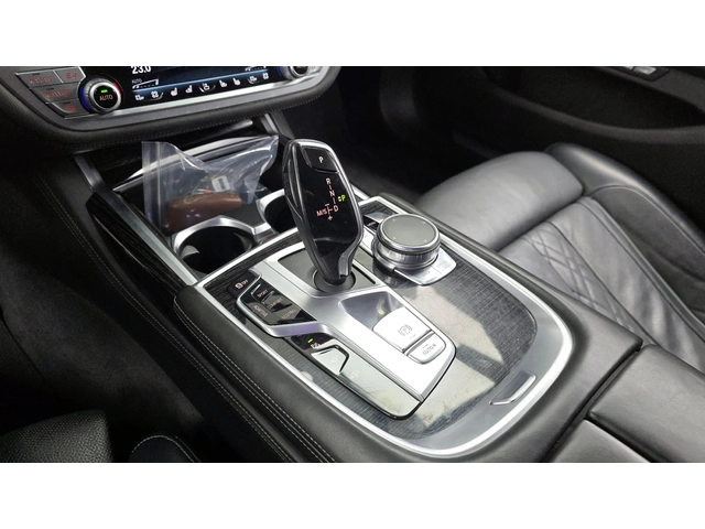 BMW 700 LI XDRIVE 40I| M| ТЕЛЕВИЗОРИ| 360| ОБДУХ| МАСАЖИ| - автомобили, коли, обяви за нови и употребявани 7