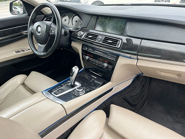 BMW 740 4x4-DISTRONIK-VAKUM-KAMERA-xDrive-SPORT-GERMANIA!! - автомобили, коли, обяви за нови и употребявани 12