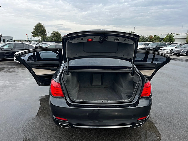 BMW 740 4x4-DISTRONIK-VAKUM-KAMERA-xDrive-SPORT-GERMANIA!! - автомобили, коли, обяви за нови и употребявани 14