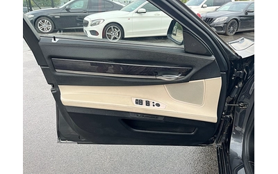 BMW 740 4x4-DISTRONIK-VAKUM-KAMERA-xDrive-SPORT-GERMANIA!! - автомобили, коли, обяви за нови и употребявани 7