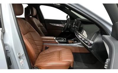 BMW 740 - автомобили, коли, обяви за нови и употребявани 10