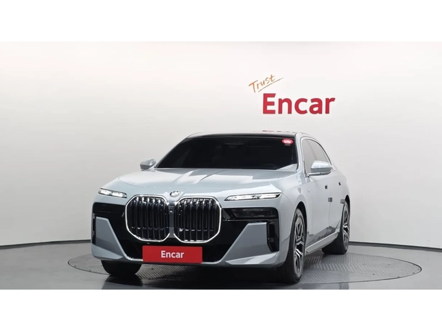 BMW 740 - автомобили, коли, обяви за нови и употребявани 2