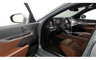 BMW 740 - автомобили, коли, обяви за нови и употребявани 9