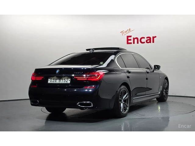 BMW 740 LONG* M-PK* МАСАЖ* ОБДУХ* TV* 360* HEAD-UP* FULL - автомобили, коли, обяви за нови и употребявани 3