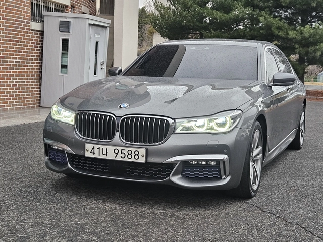 BMW 740 LONG* M SPORT* DIS* SOFT-CLOSE* МАСАЖ* ОБДУХ* TV* - автомобили, коли, обяви за нови и употребявани 1