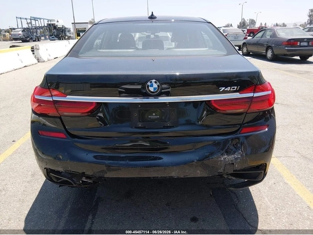 BMW 740 M PACK* HEADUP* HARMAN KARDON* ВАКУМ* ADAPTIVE LED - автомобили, коли, обяви за нови и употребявани 10