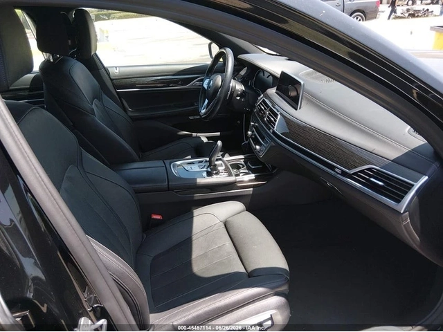BMW 740 M PACK* HEADUP* HARMAN KARDON* ВАКУМ* ADAPTIVE LED - автомобили, коли, обяви за нови и употребявани 4