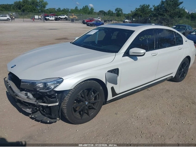 BMW 740 E xDrive PERFORMANCE* M SPORT* HEAD UP* PANO - автомобили, коли, обяви за нови и употребявани 0
