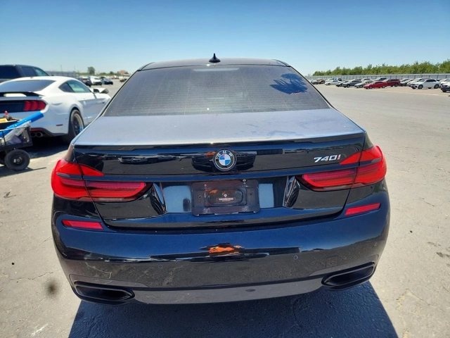 BMW 740 MSPORT* ПОДГРЕВ* ОБДУХВАНЕ* 360* КАМЕРА* - автомобили, коли, обяви за нови и употребявани 5