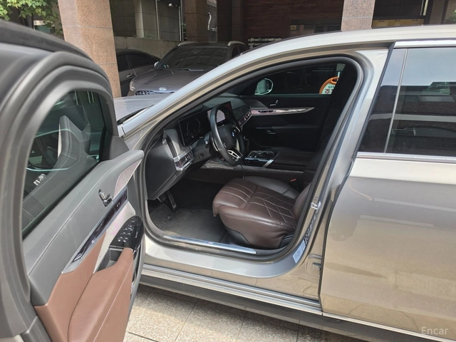 BMW 740 D* XDRIVE* TV* ВАКУМ* МАСАЖ* ОБДУХ* - автомобили, коли, обяви за нови и употребявани 8