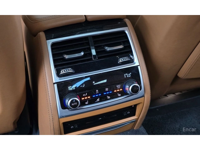 BMW 740 LI* XDRIVEM* SPORT* HARMON* KARDON* 3TV* ОБДУХВАНЕ - автомобили, коли, обяви за нови и употребявани 15