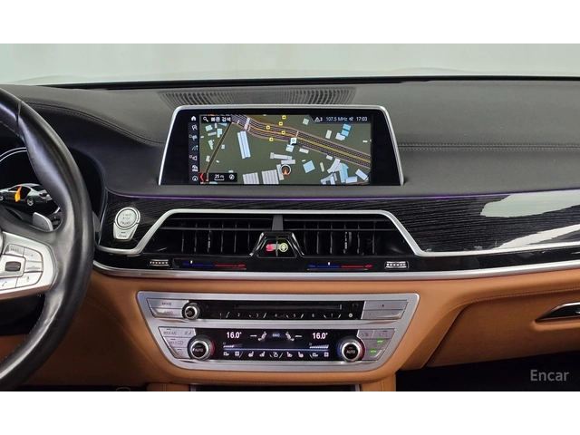BMW 740 LI* XDRIVEM* SPORT* HARMON* KARDON* 3TV* ОБДУХВАНЕ - автомобили, коли, обяви за нови и употребявани 7