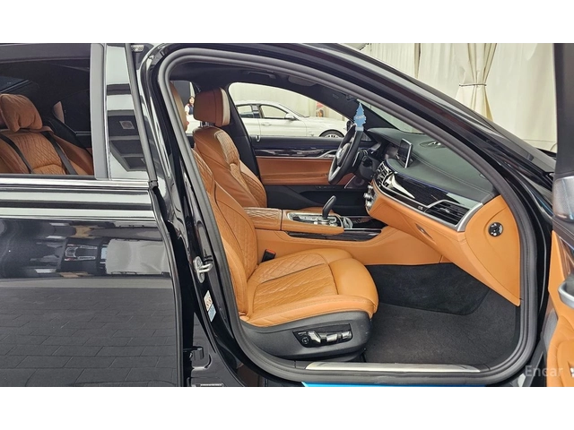 BMW 740 M* SPORT* LASER* ОБДУХВАНЕ* ДИСТРОНИК* ХЕДЪП* 360К - автомобили, коли, обяви за нови и употребявани 13