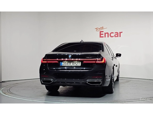 BMW 740 M* SPORT* LASER* ОБДУХВАНЕ* ДИСТРОНИК* ХЕДЪП* 360К - автомобили, коли, обяви за нови и употребявани 3
