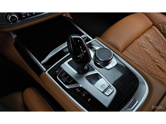 BMW 740 M* SPORT* LASER* ОБДУХВАНЕ* ДИСТРОНИК* ХЕДЪП* 360К - автомобили, коли, обяви за нови и употребявани 9