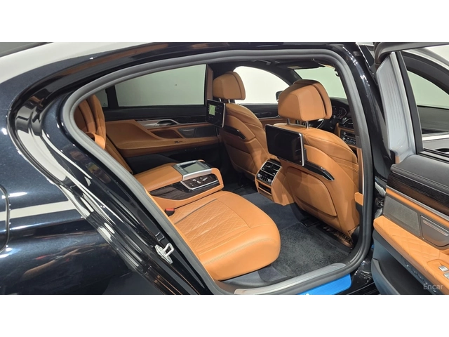 BMW 740 XDRIVE* MSPORT* DISTRONIC* 360* ОБДУХВАНЕ* МАСАЖИ* - автомобили, коли, обяви за нови и употребявани 8