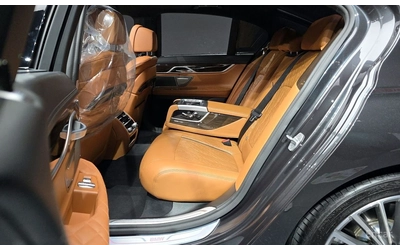 BMW 740 LASER* HARMON* KARDON* ХЕДЪП* МЪРТВА* ТОЧКА* ПАНОР - автомобили, коли, обяви за нови и употребявани 12