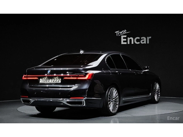 BMW 740 LASER* HARMON* KARDON* ХЕДЪП* МЪРТВА* ТОЧКА* ПАНОР - автомобили, коли, обяви за нови и употребявани 1